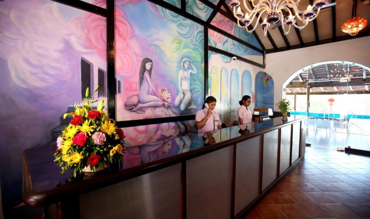 Colonia Santa Maria Hotel Baga Bagian luar foto